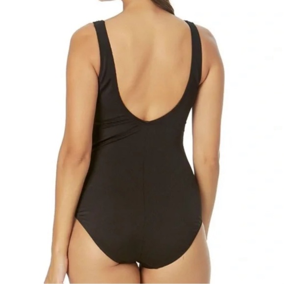 Hurley Ribbed One Piece Swimsuit NEW - Picture 2 of 12